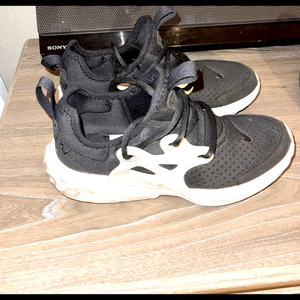 Boy Nike